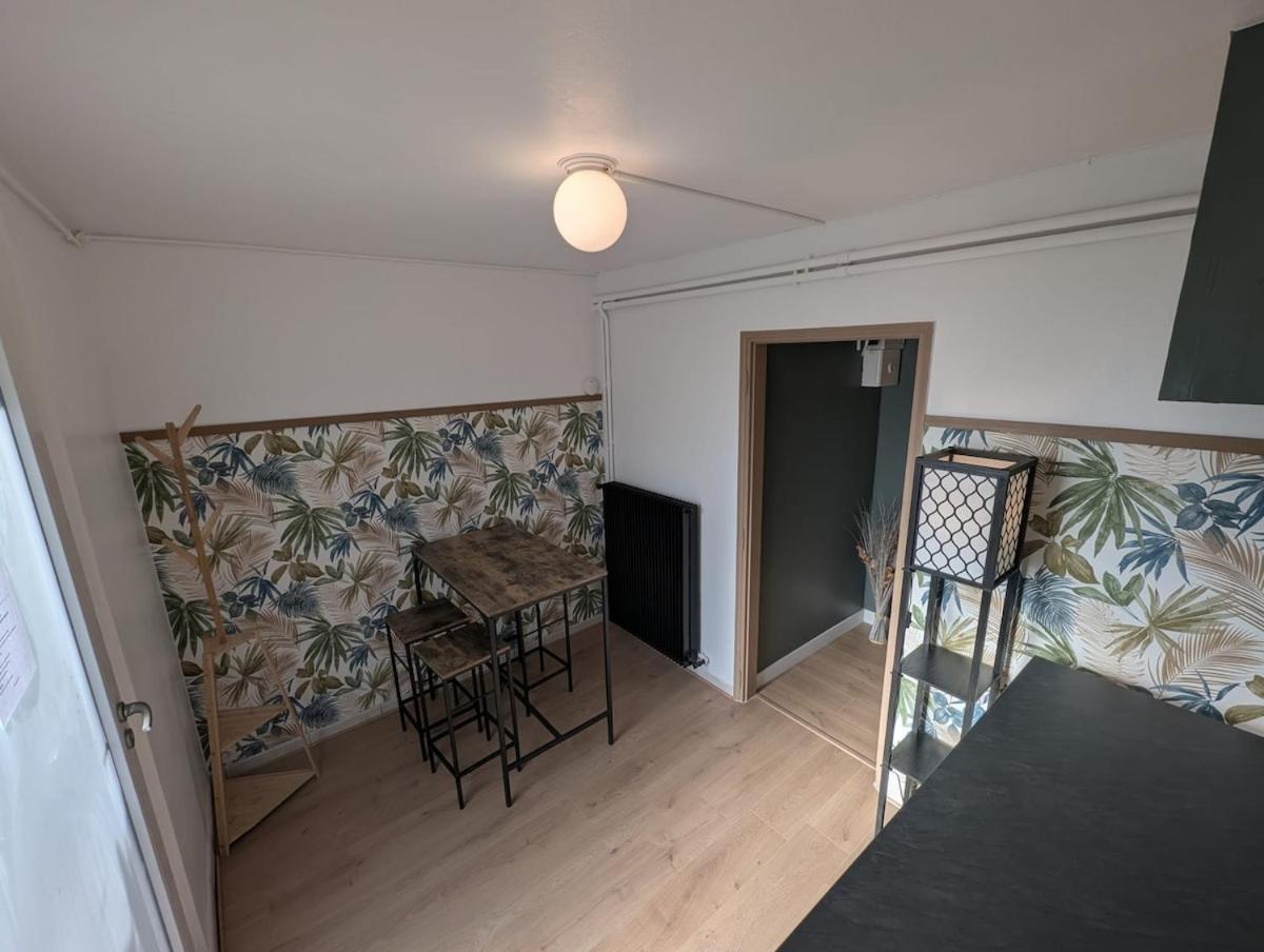 Appartement Verdoyant Au Bord Du Lac Leman Entre Evian Et Thonon Dans Une Villa Publier Εξωτερικό φωτογραφία